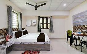 Hotel O DM Plaza
